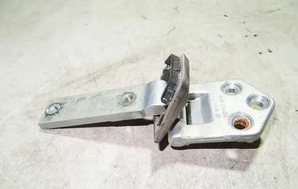 Volkswagen Caddy Tailgate/trunk/boot hinge 2K0827151C
