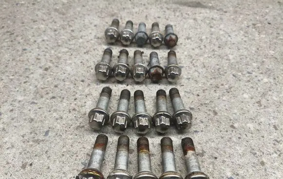 Mercedes-Benz GL X166 Nuts/bolts 