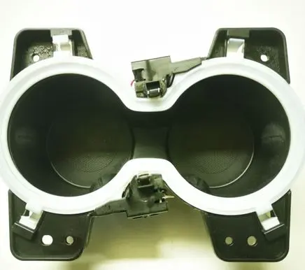 Cup holder front