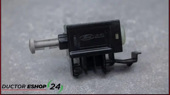 Clutch pedal sensor
