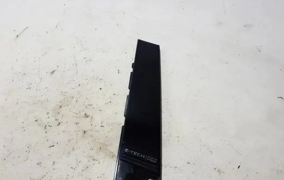 Rear door trim (molding)