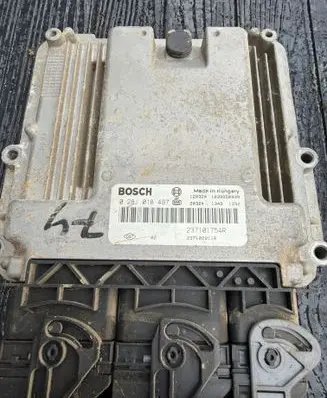 Renault Trafic II (X83) Engine control unit/module 0281018497 237101754R