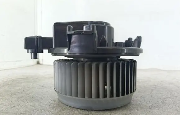 Toyota Corolla E140 E150 Heater fan/blower 272700515