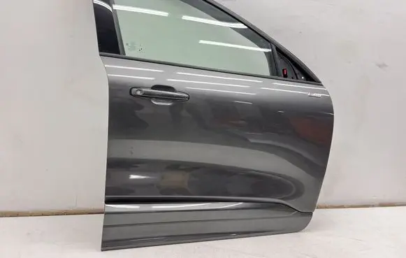 Ford Kuga III Front door 