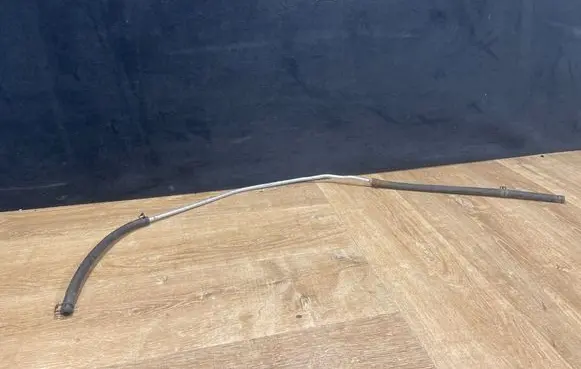 Mercedes-Benz SL R231 Engine coolant pipe/hose A2318300800