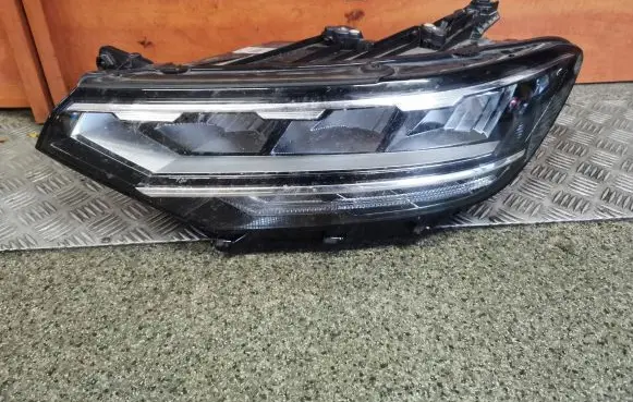 Volkswagen PASSAT B8 Headlight/headlamp 3G1941035P