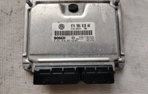 Volkswagen Transporter - Caravelle T4 Engine control unit/module 074906018AK 0281010462