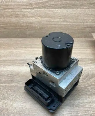 BMW 5 E60 E61 ABS Pump 6783413 6783415