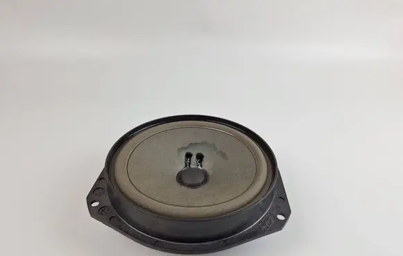 Alfa Romeo Stelvio Front door speaker A01910401