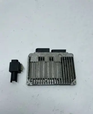 Engine ECU kit and lock set