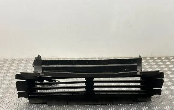 Ford Mondeo MK IV Intercooler air guide/duct channel BS718475BE 009777 BS718475BF