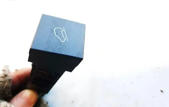 Traction control (ASR) switch