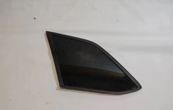 Skoda Fabia Mk3 (NJ) Rear side window
