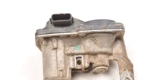 Isuzu D-Max Electric throttle body valve 52302104
