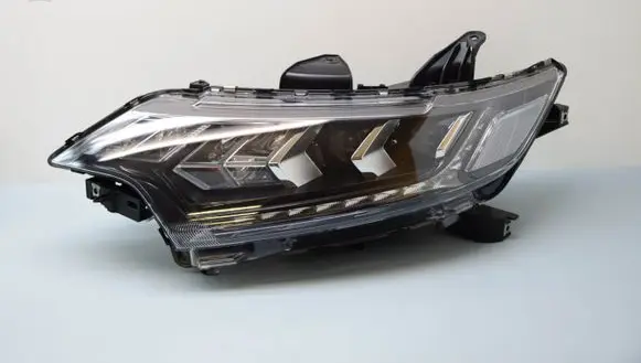 Mitsubishi Outlander Headlight/headlamp EMC92122E10