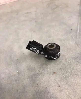 Opel Astra L Detonation knock sensor 9632754980