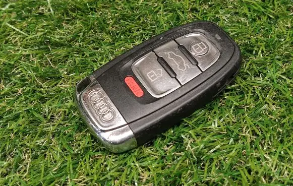 Audi Q5 SQ5 Ignition key/card 8T0959754A