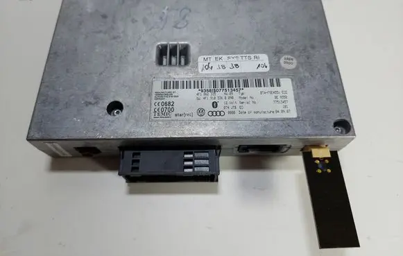Audi A8 S8 D3 4E Bluetooth control unit module 4F1862335