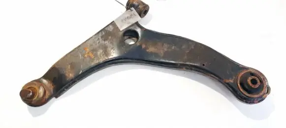 Mitsubishi Grandis Front lower control arm/wishbone
