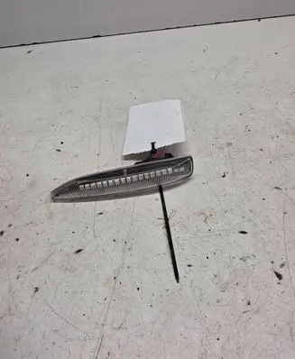 BMW 7 E65 E66 Front fender indicator light 1234