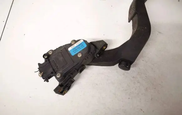 Audi A6 S6 C5 4B Accelerator throttle pedal 8D1723523G 6PV007770-06