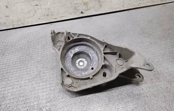 Audi A8 S8 D2 4D Coil spring mount 