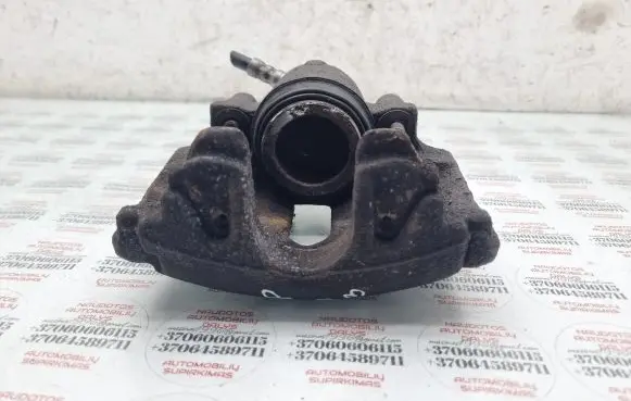 Volkswagen Golf Plus Front brake caliper