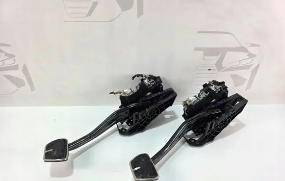 BMW X5 G05 Brake pedal 