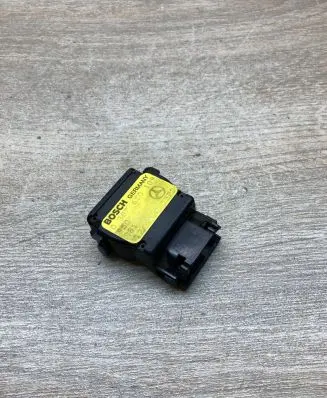 Mercedes-Benz E W124 Headlight level height control switch 0307650109
