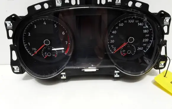 Speedometer (instrument cluster)