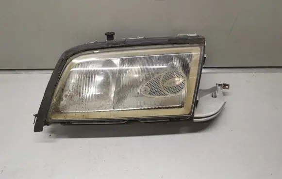 Mercedes-Benz C W202 Headlight/headlamp 0301082601