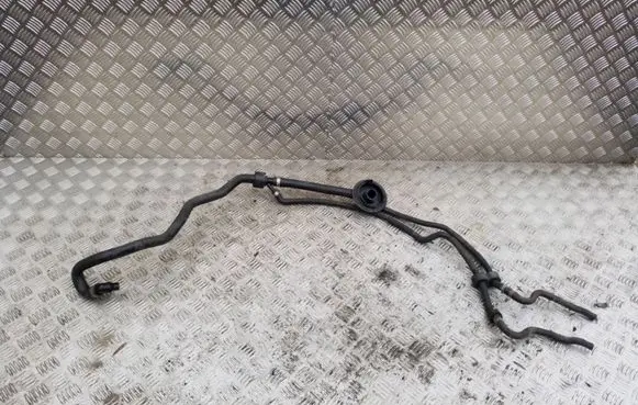 Mercedes-Benz E W211 Engine coolant pipe/hose A2118302396