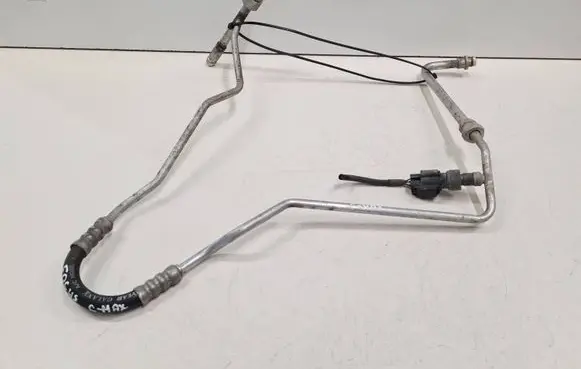 Ford Focus C-MAX Air conditioning (A/C) pipe/hose