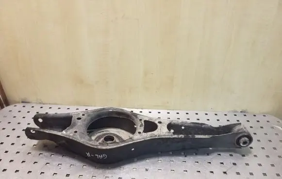 Volkswagen PASSAT CC Rear upper control arm/wishbone