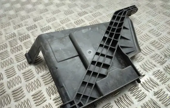 BMW 2 F45 Battery tray heat shield 7351482