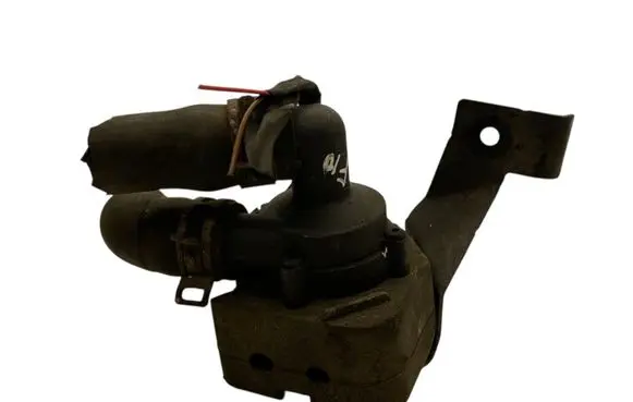 BMW 5 F10 F11 Electric auxiliary coolant/water pump 9239313