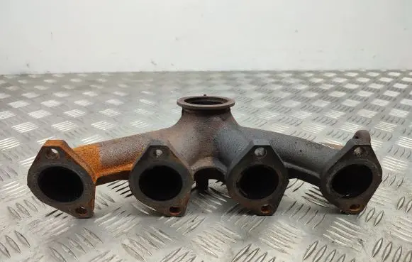 BMW 2 F45 Exhaust manifold