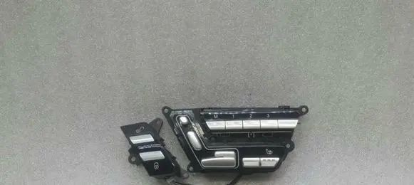 Mercedes-Benz S W221 Seat control switch A2218702079