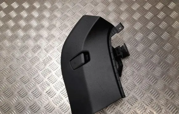 BMW X4 G02 (D)pillar trim (top) 7424557