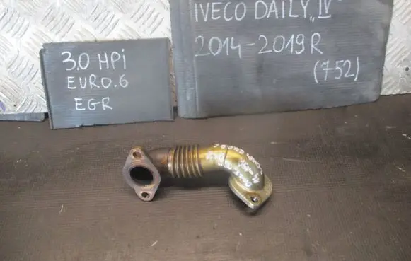 Iveco Daily 5th gen EGR valve line/pipe/hose 504333896