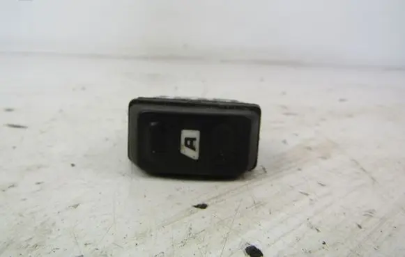 Citroen Xsara Picasso Electric window control switch 