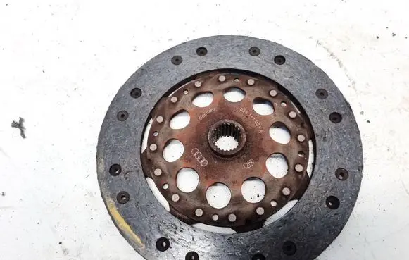 Audi A4 S4 B5 8D Clutch pressure plate 058141031A