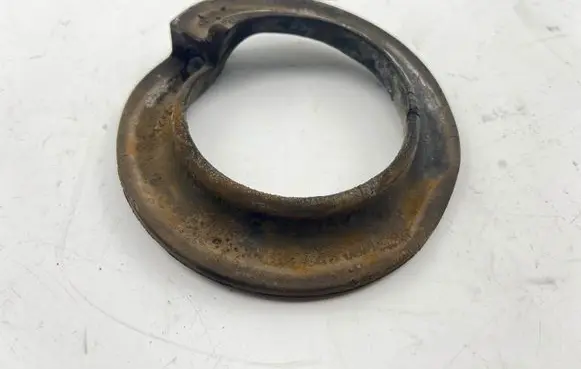 Ford Edge II Rear coil spring rubber mount 