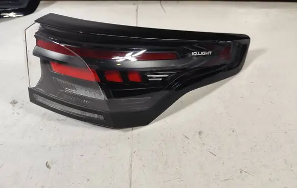 Volkswagen Tiguan Rear/tail lights 571945208 82470201