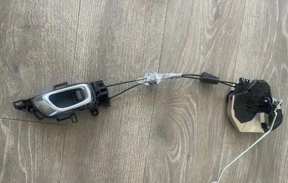 Honda HR-V Rear door lock N0715110