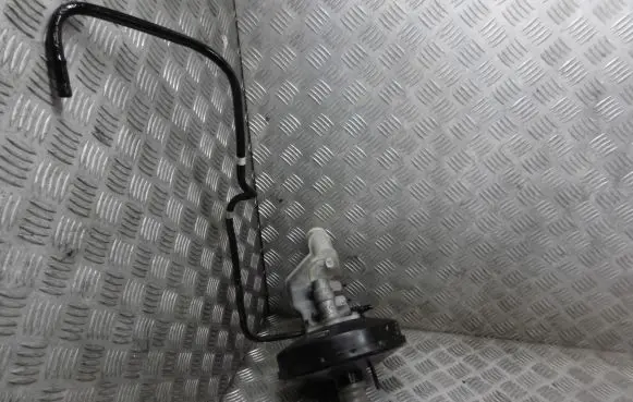 Ford Fiesta Brake booster 5SSY2B195AD