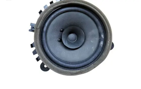 Volvo V70 Front door speaker 30657444 09W37