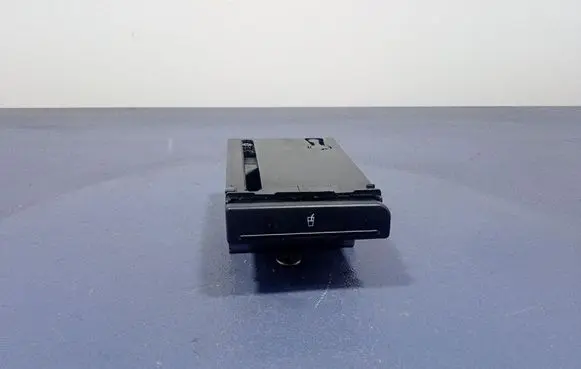 Audi A4 S4 B7 8E 8H Glove box 8E1862534