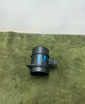 Renault Master III Mass air flow meter 31221435123612