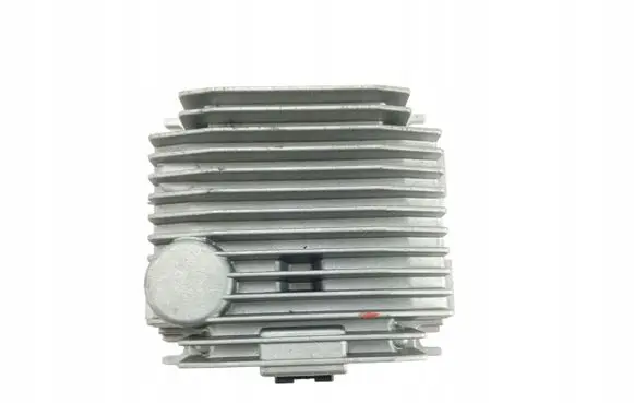 Volkswagen PASSAT Trunk lid opening control unit 5QE035335R